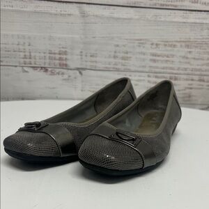 Anne Klein Gray Textured Slip-On Ballet Flats with Buckle